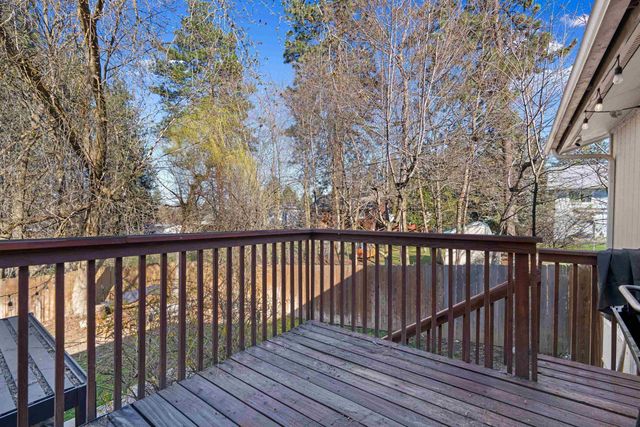 1208 S Havana St, Spokane, WA 99202