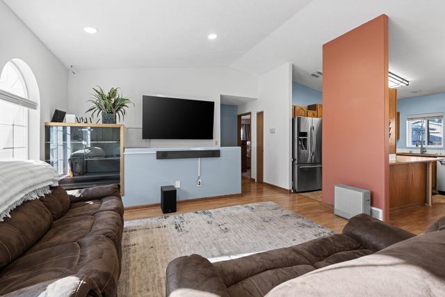 1208 S Havana St, Spokane, WA 99202