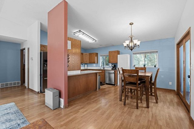 1208 S Havana St, Spokane, WA 99202