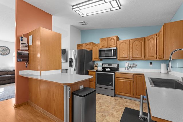 1208 S Havana St, Spokane, WA 99202