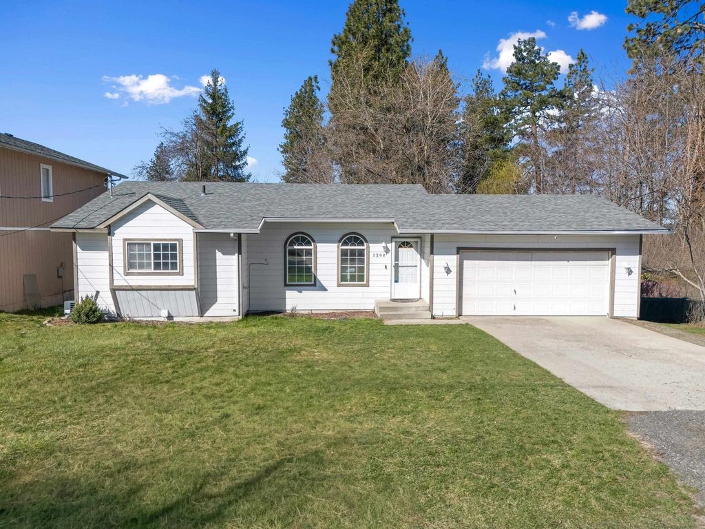 1208 S Havana St, Spokane, WA 99202