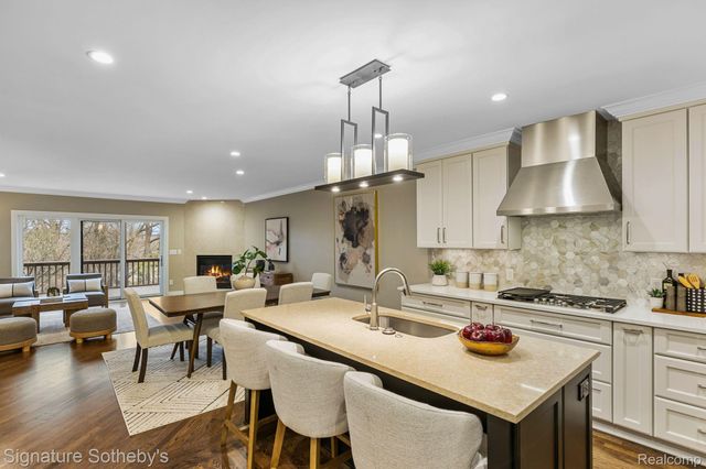 480 Southfield, Birmingham, MI 48009