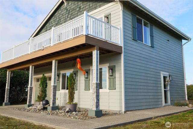 1244 Camero Loop SW, Ocean Shores, WA 98569