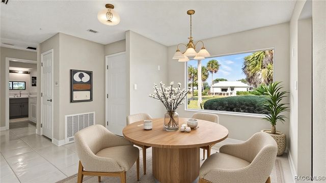 11616 W Kingfisher Court, Crystal River, FL 34429