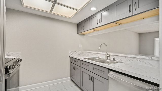 11616 W Kingfisher Court, Crystal River, FL 34429