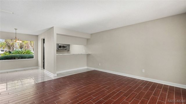 11616 W Kingfisher Court, Crystal River, FL 34429