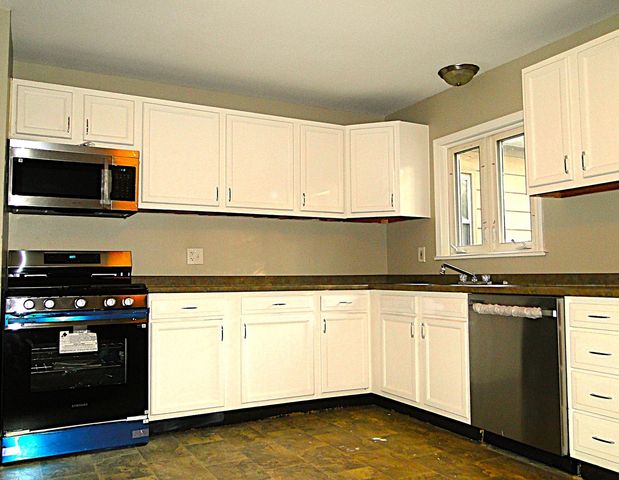 2604 Fairway Drive, Joliet, IL 60435