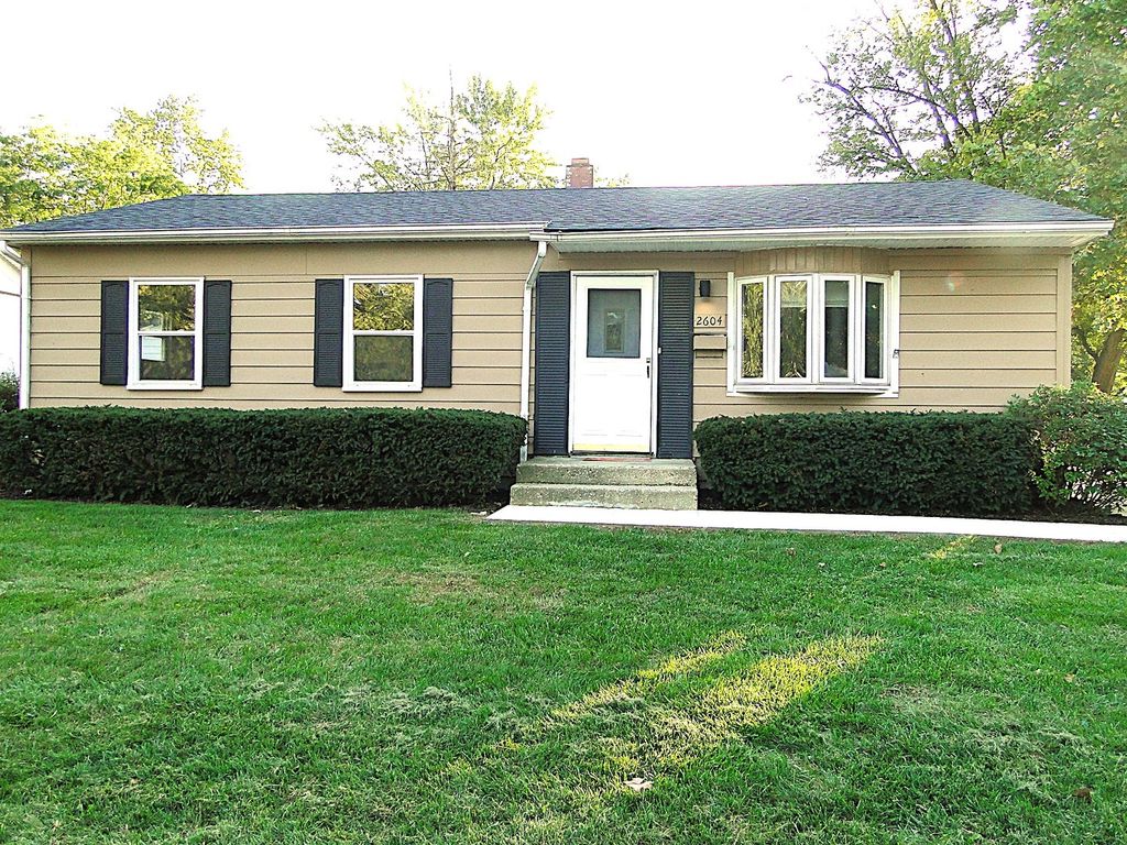 2604 Fairway Drive, Joliet, IL 60435