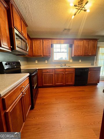 4011 Village Main Street, Loganville, GA 30052