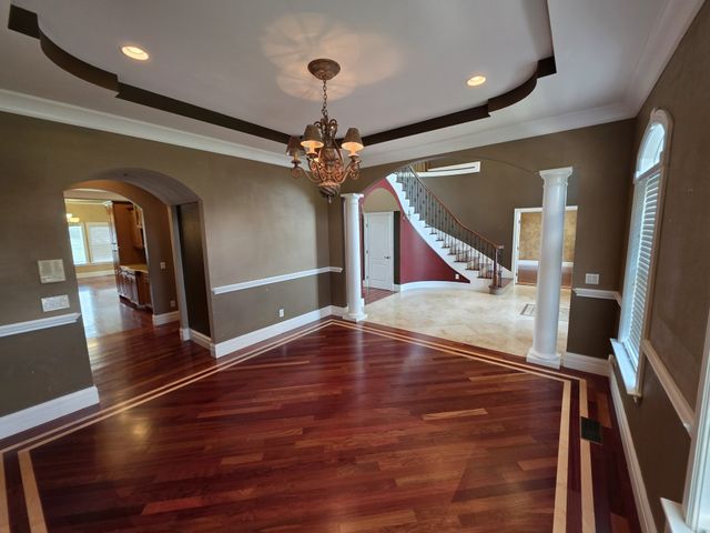 1616 Long Hollow Pike, Gallatin, TN 37066