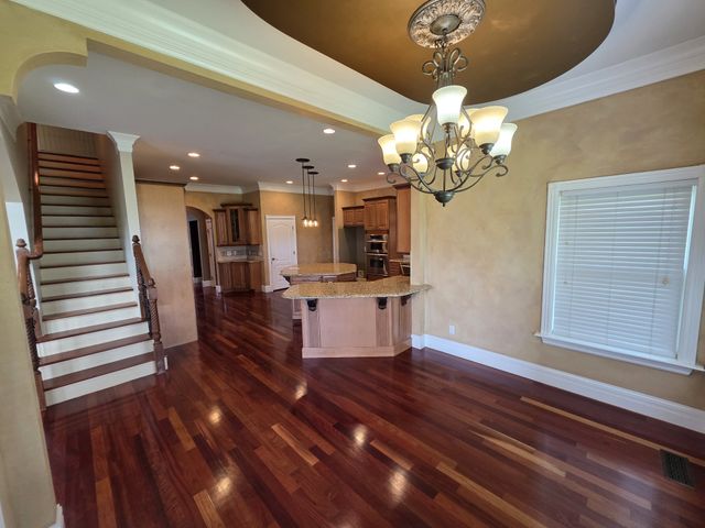 1616 Long Hollow Pike, Gallatin, TN 37066