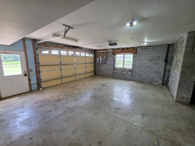 1616 Long Hollow Pike, Gallatin, TN 37066