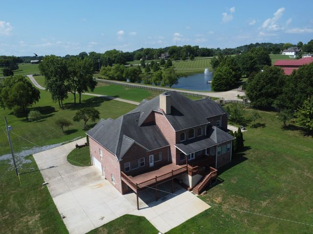 1616 Long Hollow Pike, Gallatin, TN 37066