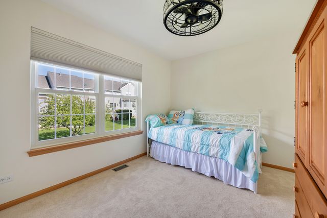 26284 W Vista Court 14-2, Ingleside, IL 60041