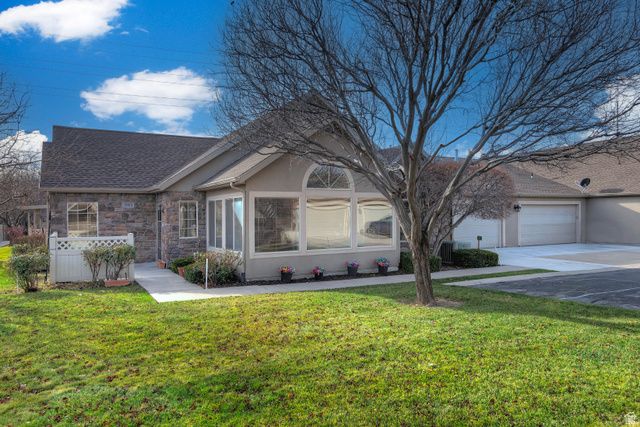 2901 W ABBEY SPRINGS CIR, West Jordan, UT 84084