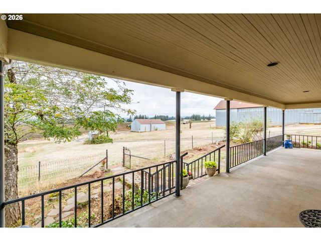 39986 GISLER Rd, Scio, OR 97374