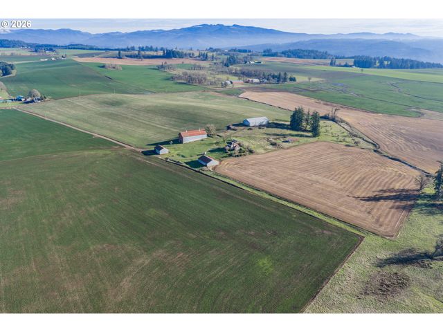 39986 GISLER Rd, Scio, OR 97374