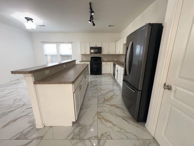 3238 Elisa Springs Lane, Humble, TX 77396
