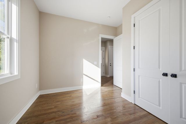 2109D W Summitt Ave, Nashville, TN 37218