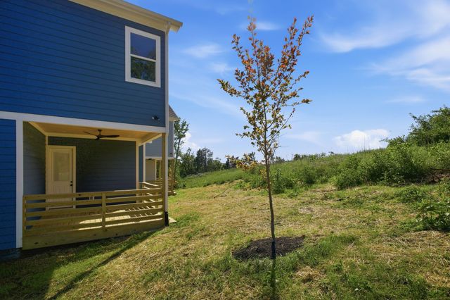 2109D W Summitt Ave, Nashville, TN 37218