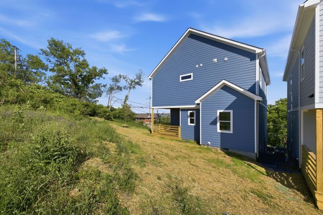 2109D W Summitt Ave, Nashville, TN 37218