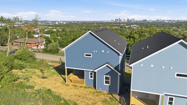 2109D W Summitt Ave, Nashville, TN 37218