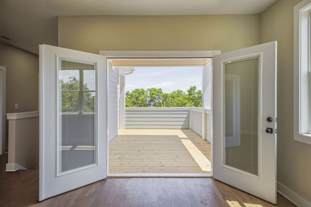 2109D W Summitt Ave, Nashville, TN 37218