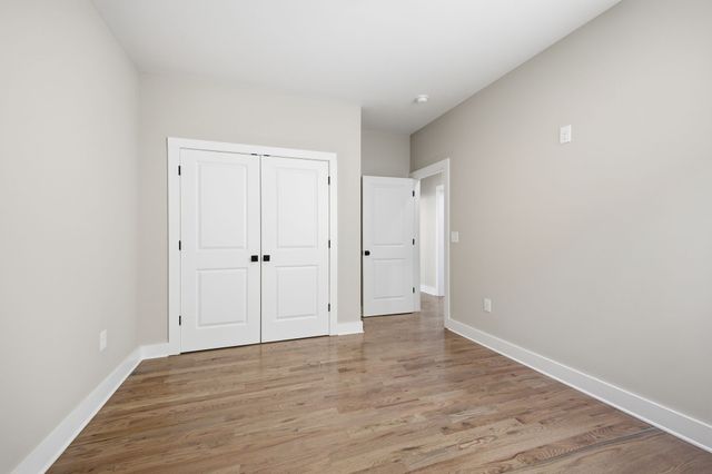 2109D W Summitt Ave, Nashville, TN 37218