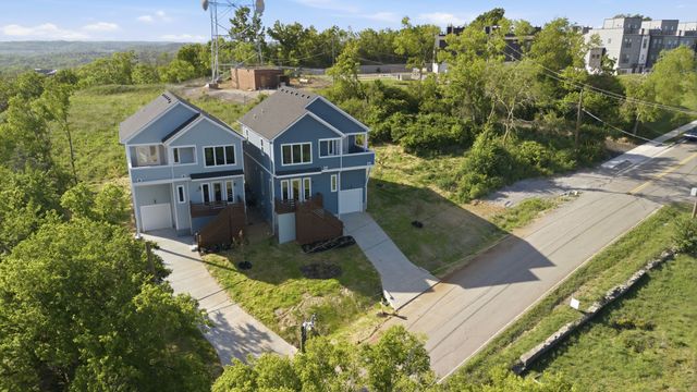 2109D W Summitt Ave, Nashville, TN 37218