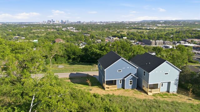 2109D W Summitt Ave, Nashville, TN 37218
