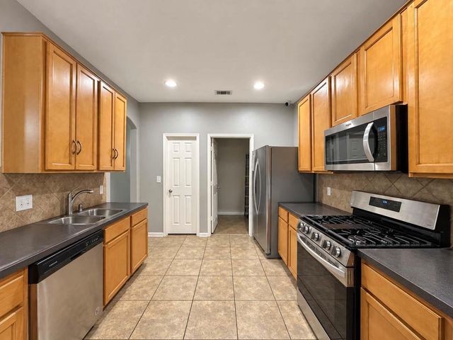20507 Fall Foliage Drive, Humble, TX 77338