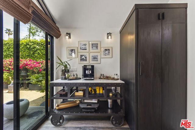 7733 Lexington Avenue, West Hollywood, CA 90046