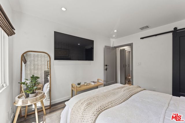 7733 Lexington Avenue, West Hollywood, CA 90046