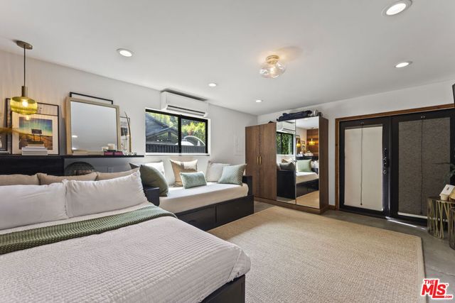 7733 Lexington Avenue, West Hollywood, CA 90046