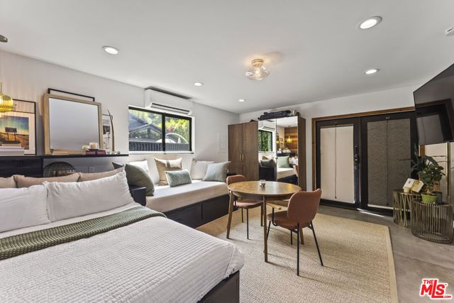 7733 Lexington Avenue, West Hollywood, CA 90046