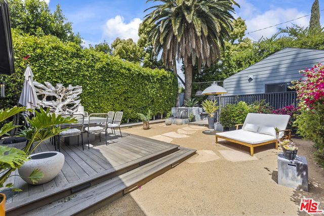 7733 Lexington Avenue, West Hollywood, CA 90046