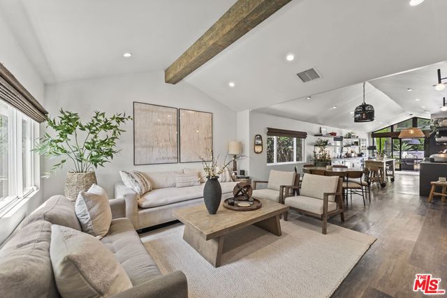 7733 Lexington Avenue, West Hollywood, CA 90046