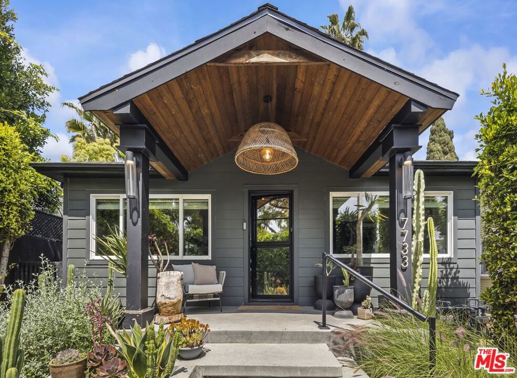 7733 Lexington Avenue, West Hollywood, CA 90046