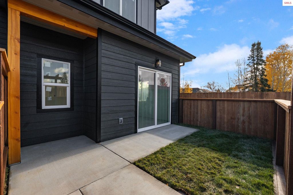 1683,1679,1675, 1671 Onyx Ct, Sandpoint, ID 83864 photo 32