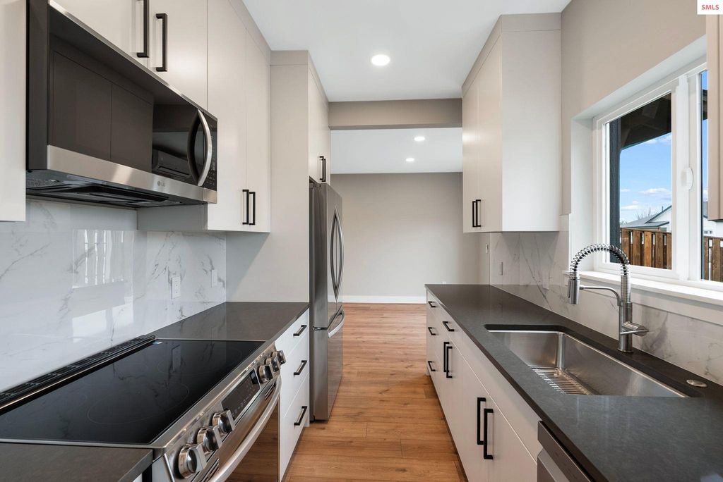 1683,1679,1675, 1671 Onyx Ct, Sandpoint, ID 83864 photo 4