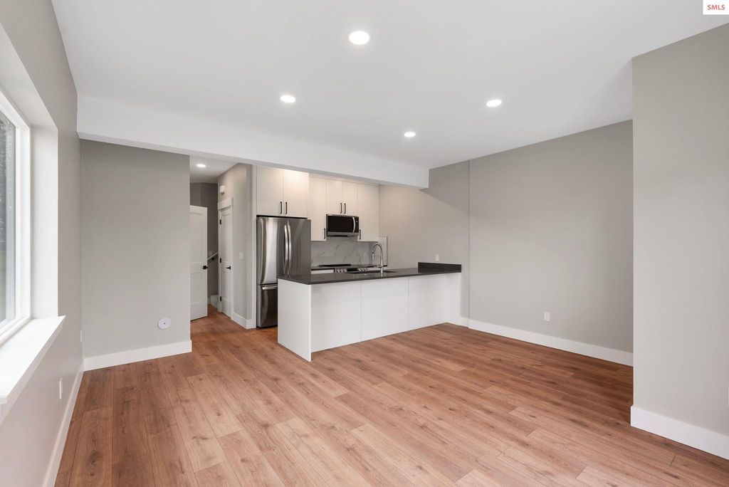 1683,1679,1675, 1671 Onyx Ct, Sandpoint, ID 83864 photo 8