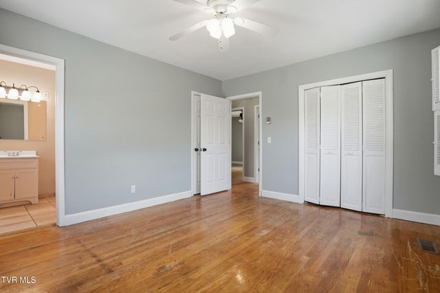 103 Sherwood Drive, Elizabethton, TN 37643