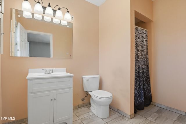 103 Sherwood Drive, Elizabethton, TN 37643