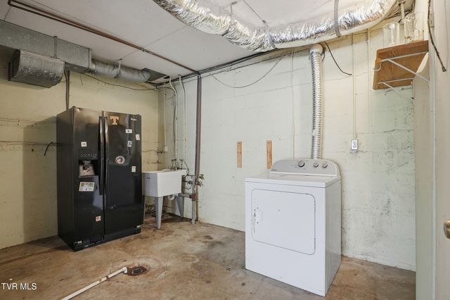 103 Sherwood Drive, Elizabethton, TN 37643