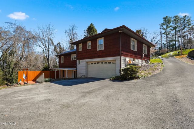 103 Sherwood Drive, Elizabethton, TN 37643