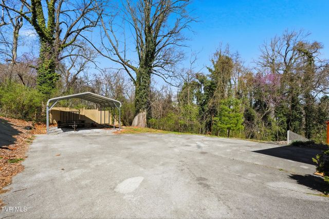 103 Sherwood Drive, Elizabethton, TN 37643