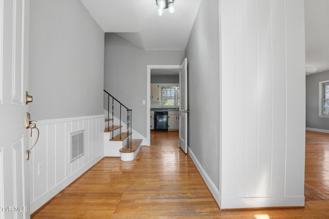 103 Sherwood Drive, Elizabethton, TN 37643