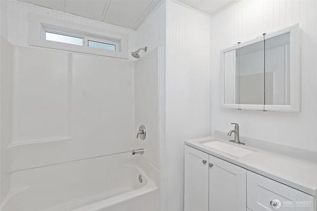 17107 Snowbell Court SE, Yelm, WA 98597