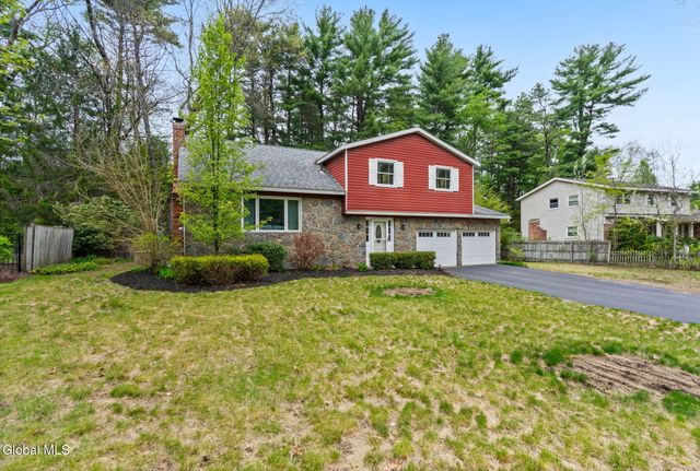 24 Vichy Drive, Saratoga, NY 12866