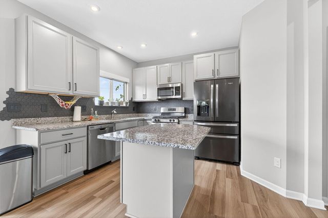 1735 Dickson Drive, Marysville, OH 43040